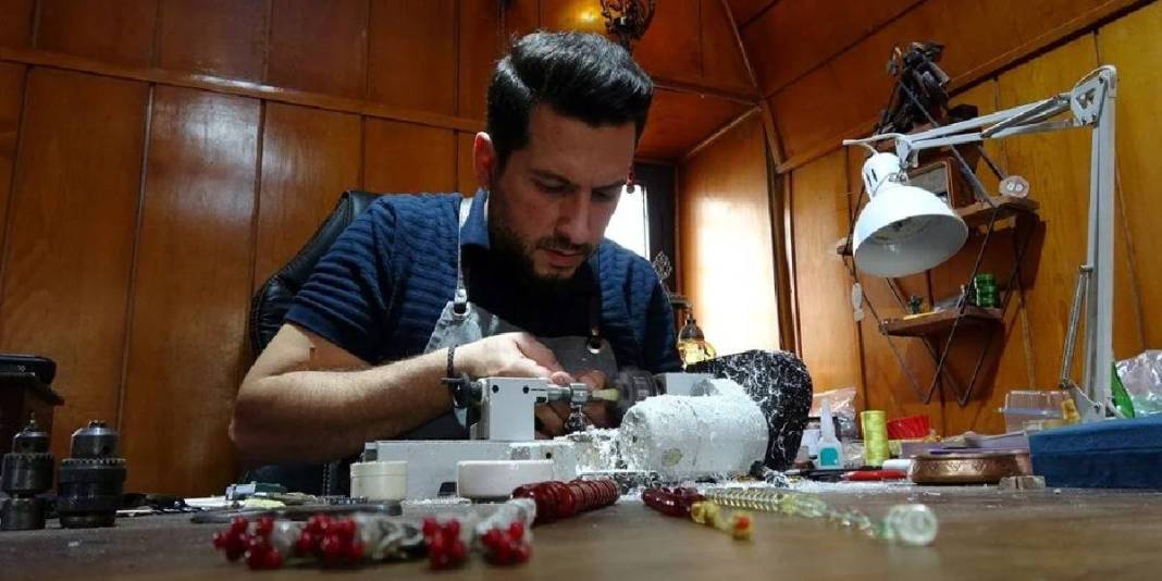 Altın gibi işi var! Osmanlı kehribarlarından üretiyor, talep patlıyor: O kadar meraklılar ki arabasını satıp alan bile oluyor 1